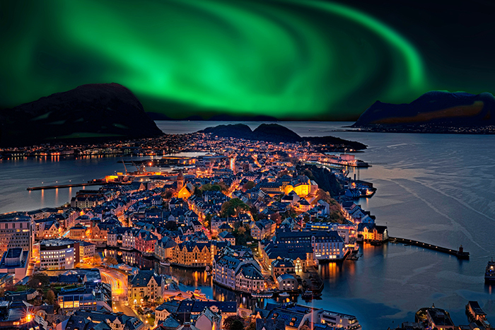 Image of The Coastal Express (Bergen - Kirkenes - Bergen)